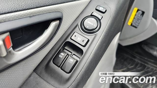 Hyundai Starex 2019 — photo 27