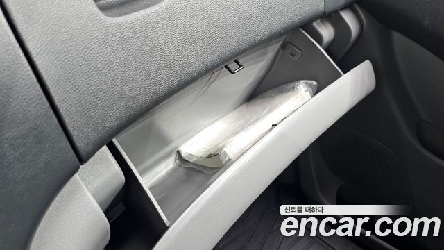 Hyundai Starex 2019 — photo 28