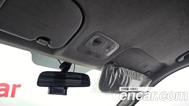 Hyundai Starex 2019 — photo 29