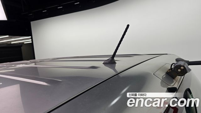 Hyundai Starex 2019 — photo 31