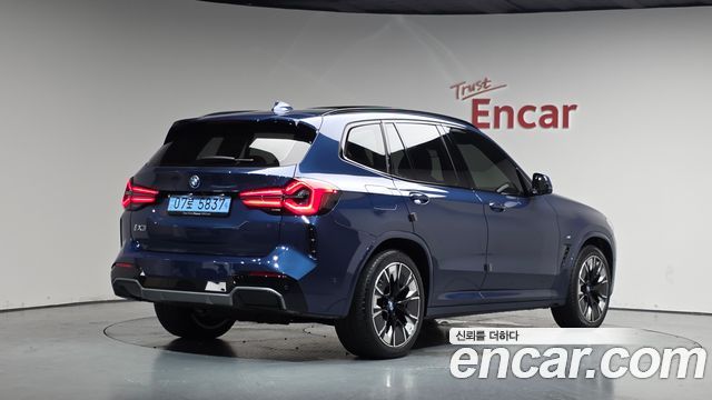 BMW iX3 2025 — photo 2