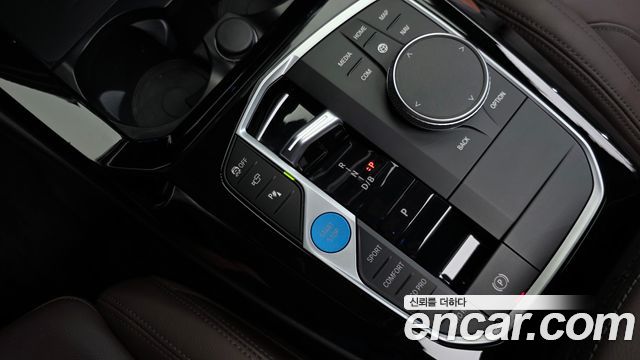 BMW iX3 2025 — photo 12