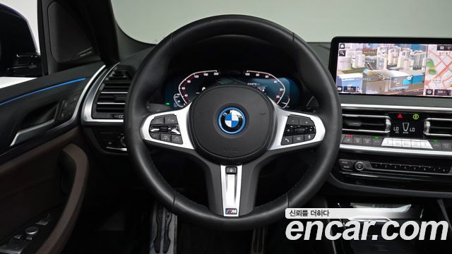 BMW iX3 2025 — photo 18
