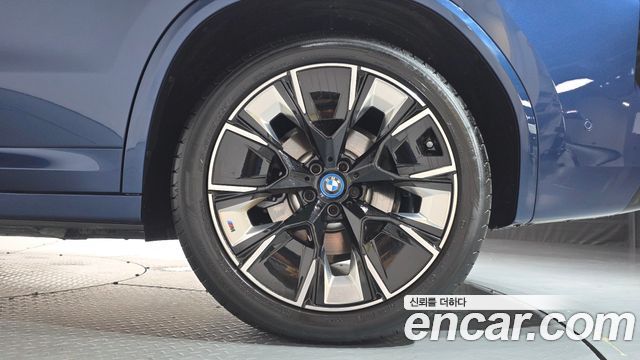 BMW iX3 2025 — photo 7