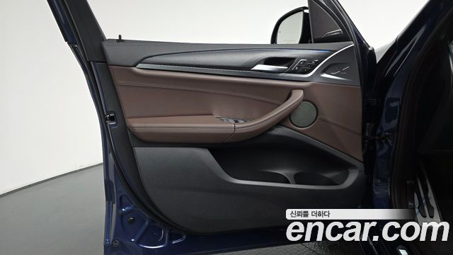 BMW iX3 2025 — photo 14