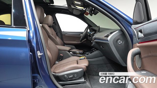 BMW iX3 2025 — photo 16