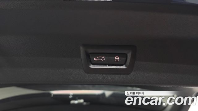 BMW iX3 2025 — photo 35