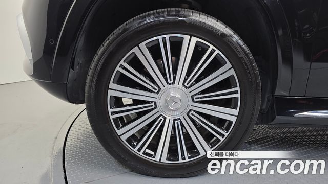 Mercedes-Benz GLS-Class 2023 — photo 5