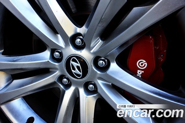 Hyundai Genesis 2010 — photo 5