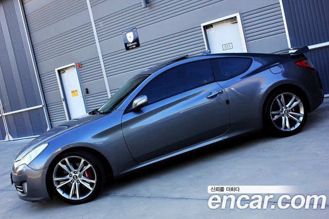 Hyundai Genesis 2010 — photo 14