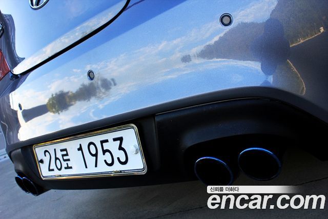 Hyundai Genesis 2010 — photo 18