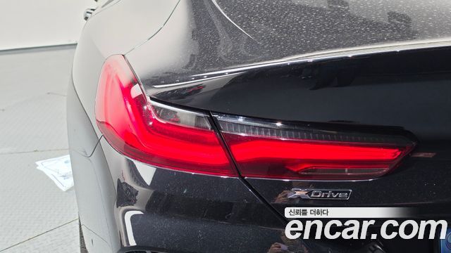 BMW 8-Series 2022 — photo 9
