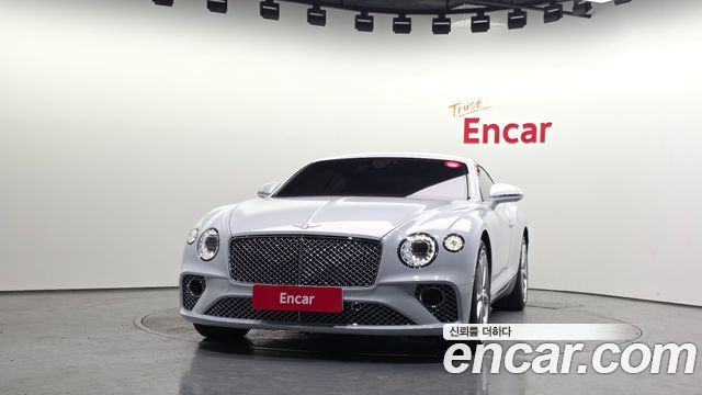 Bentley Continental 2020 — photo 3