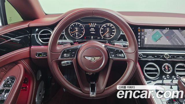 Bentley Continental 2020 — photo 13