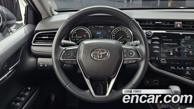 Toyota Camry 2019 — photo 19