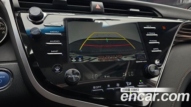 Toyota Camry 2019 — photo 21