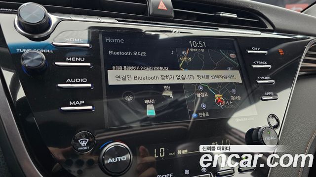 Toyota Camry 2019 — photo 22