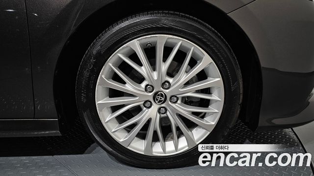 Toyota Camry 2019 — photo 7