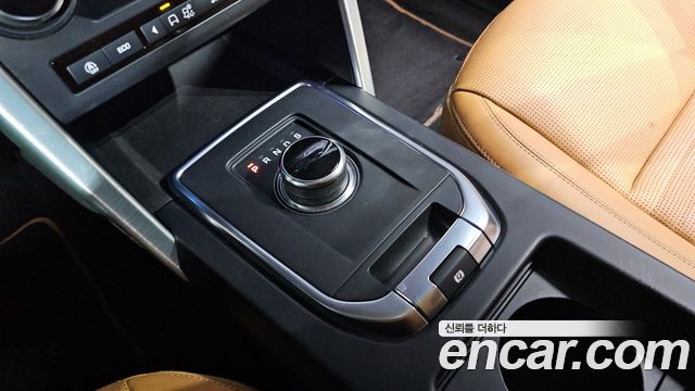 Land Rover Discovery Sport 2018 — photo 9