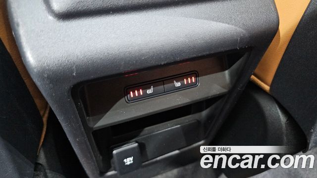 Land Rover Discovery Sport 2018 — photo 18