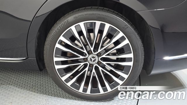 Mercedes-Benz S-Class 2021 — photo 7