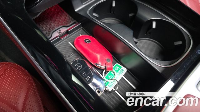 Mercedes-Benz S-Class 2021 — photo 32