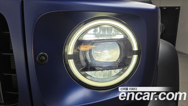Mercedes-Benz G-Class 2023 — photo 8