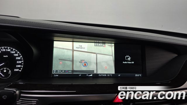 Genesis EQ900 2016 — photo 14