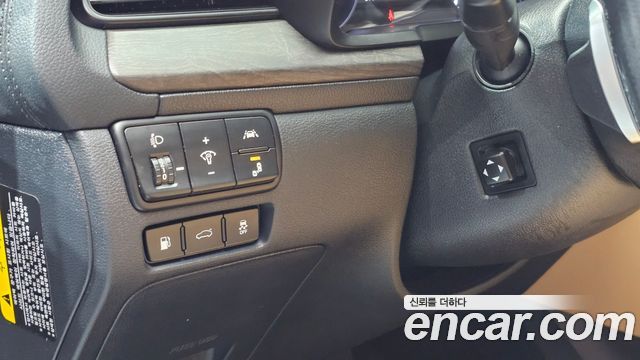 Kia K7 2020 — photo 22