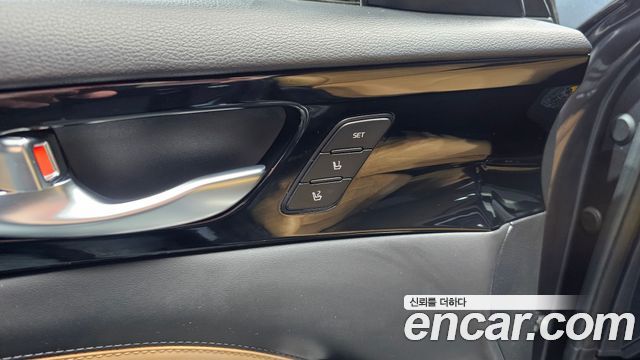 Kia K7 2020 — photo 23