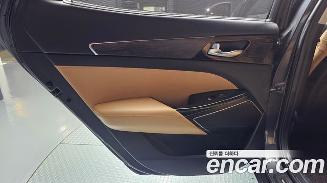 Kia K7 2020 — photo 15