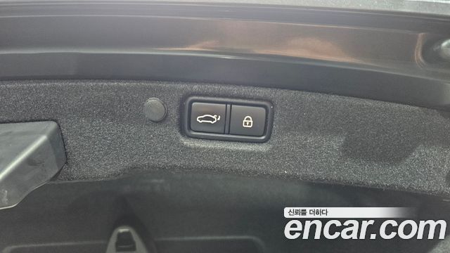 Kia K7 2020 — photo 32