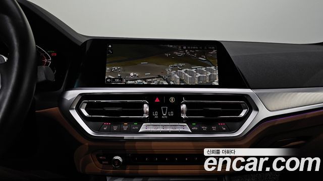 BMW 3-Series 2022 — photo 19
