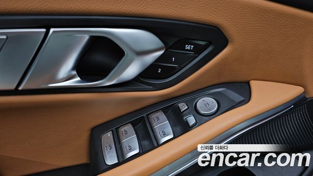 BMW 3-Series 2022 — photo 29