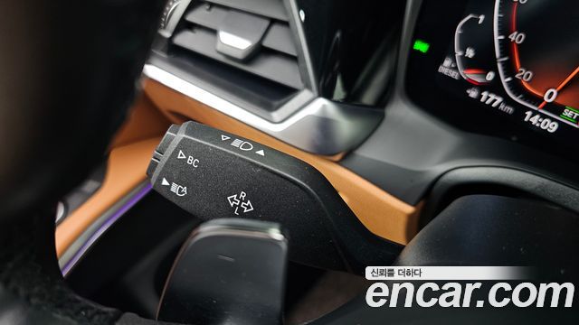 BMW 3-Series 2022 — photo 30