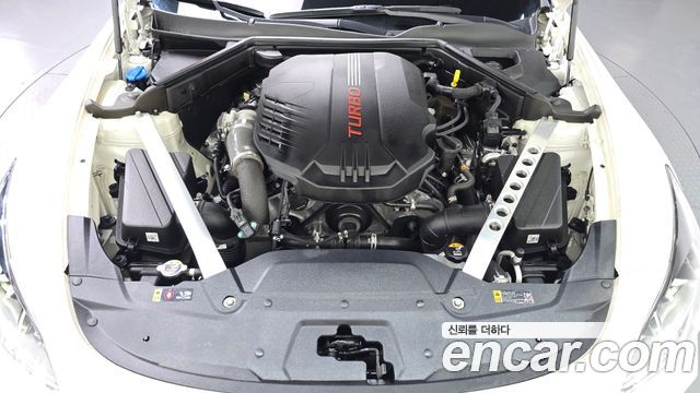 Kia Stinger 2023 — photo 6