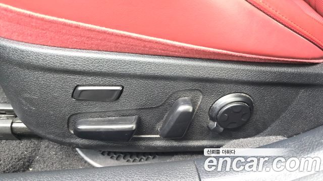 Kia Stinger 2023 — photo 31