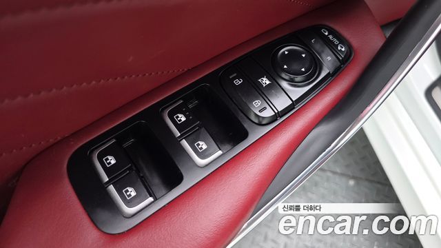 Kia Stinger 2023 — photo 38