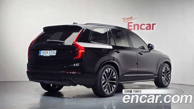 Volvo XC90 2026 — photo 2