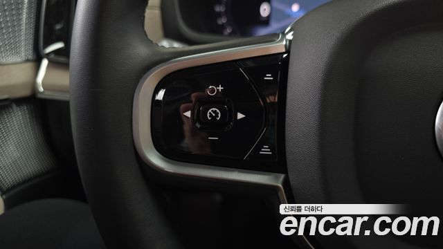 Volvo XC90 2026 — photo 23