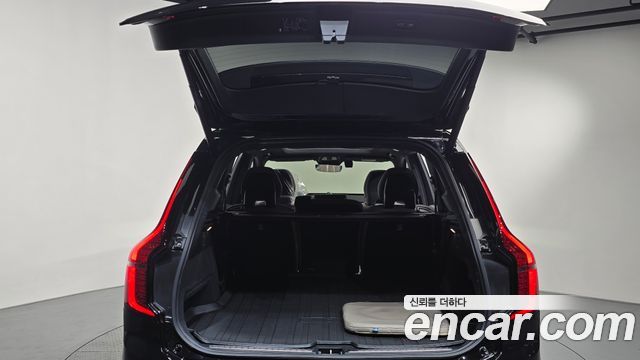 Volvo XC90 2026 — photo 25