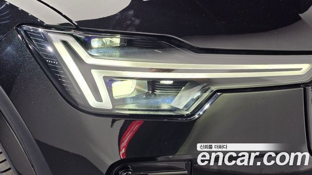 Volvo XC90 2026 — photo 8