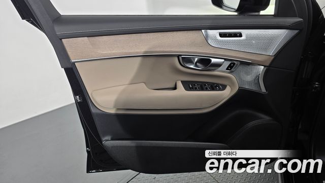 Volvo XC90 2026 — photo 14