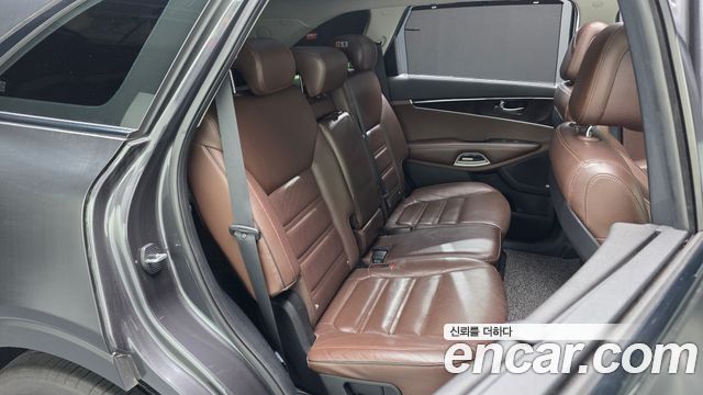 Kia Sorento 2016 — photo 17