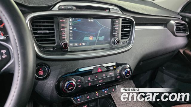Kia Sorento 2016 — photo 21