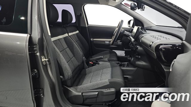 Citroën / DS C4 CACTUS 2019 — photo 13