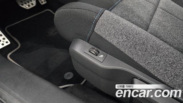 Citroën / DS C4 CACTUS 2019 — photo 25