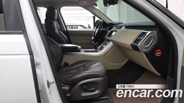 Land Rover Range Rover Sport 2015 — photo 11