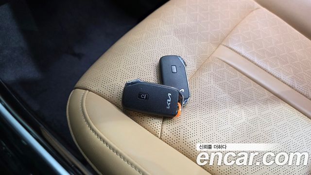 Kia Sorento 2022 — photo 31