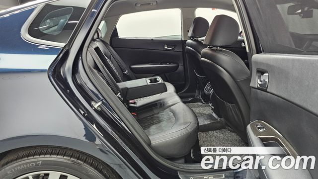 Kia K5 2019 — photo 17